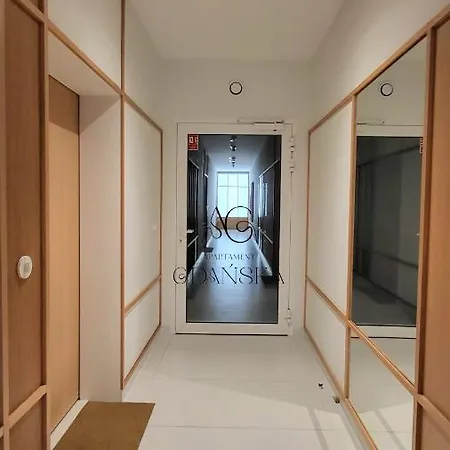 Gdanska Apartment *